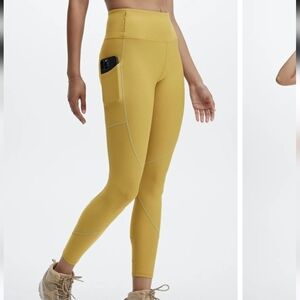 Fabletics High Waist Cold Weather Reflective Pockets Leggings NWT Size 1X